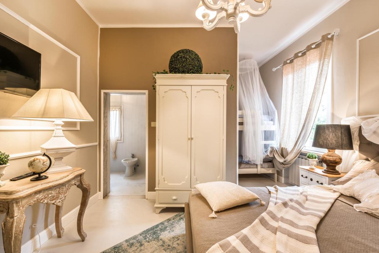 Ferienwohnung Moulin Rouge Lerici Exterior foto